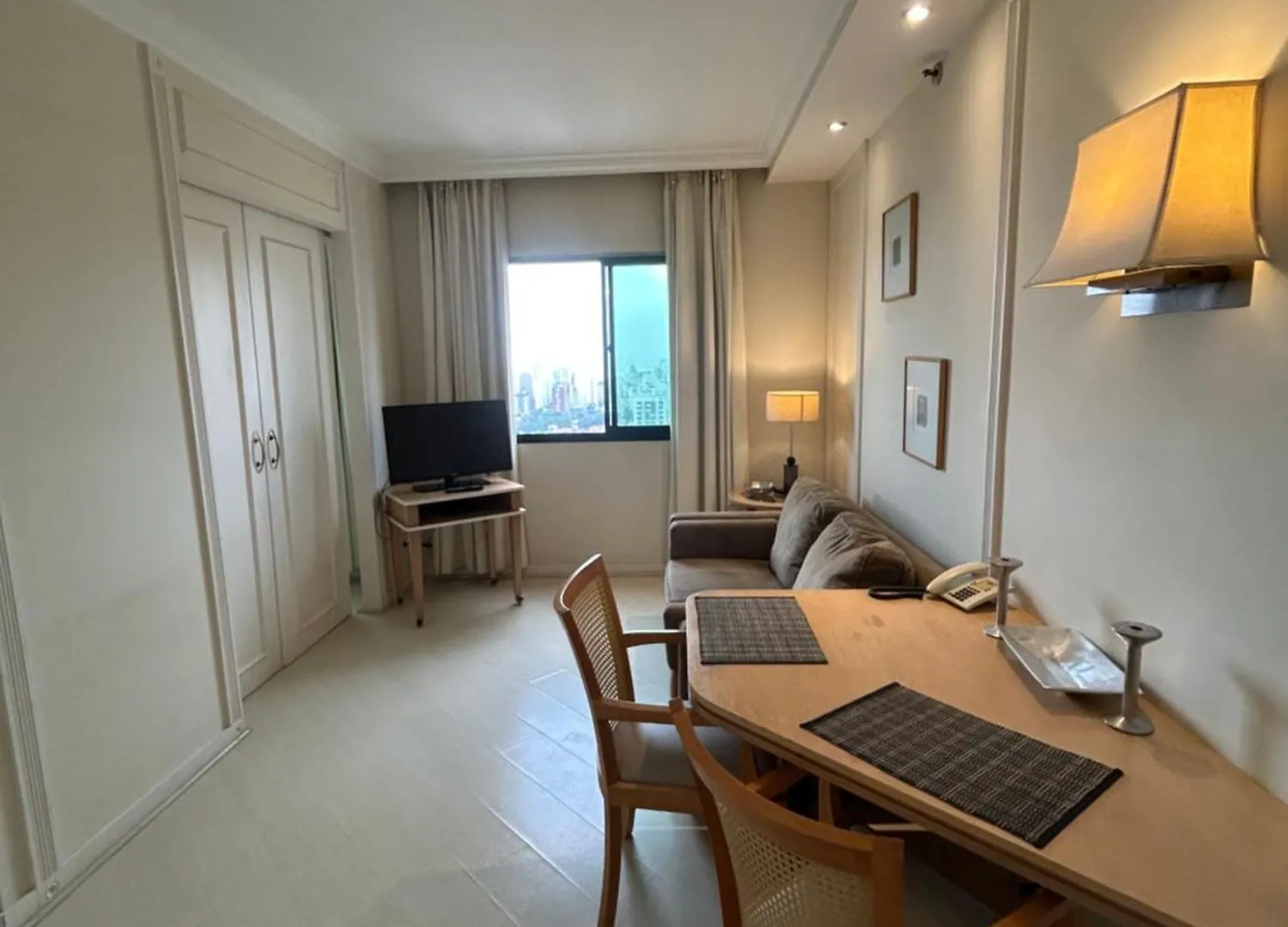 Flat Pamplona Jardins Univer Com Garagem 2410 Sao Paulo Apartment